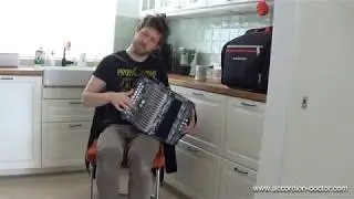 The Four Leafed Shamrock / Larkin's Beehive (P. O'Brian) for the squeezebox chain on Facebook