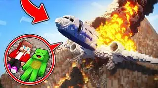 Mikey & JJ Survive The AIRPLANE CRASH ON THE MOUNTAIN in Minecraft (Maizen)