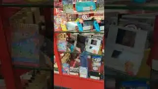 CEX Watford High street che k out what's the window and instore got instore for us