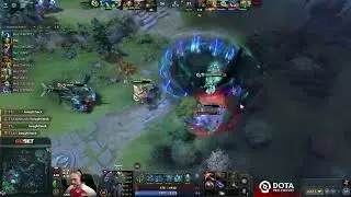 T1 throwing dead bodies VS Vici Gaming! T1 VS VG Game 2!