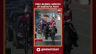 President Droupadi Murmu arrives at Kartavya Path for Republic Day Parade | India Today