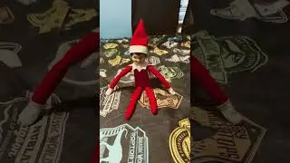 Elf jumpscare