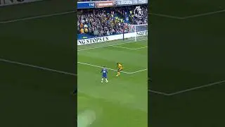 Christian Pulisic & Mason Mount link-up play