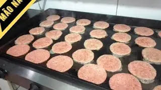 FRITANDO CARNE DE HAMB&Uacute;RGUER NA CHAPA/𝐌𝐮𝐢𝐭𝐨 𝐟𝐚𝐜𝐢𝐥