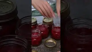 Easy no-pectin strawberry jam 🍓