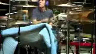 Chuck Comeau playing 'Me against the World' by Simple Plan