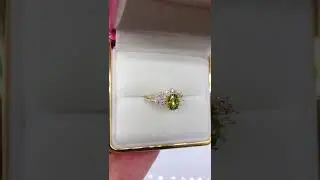 August Birthstone Peridot Butterfly Gold Ring Set Green Gemstone Marquise Side Stone 14k Gold