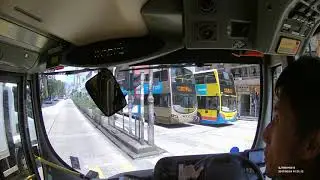 馬路陷阱 [巴士轉彎隨時有車係隔離攝過來]