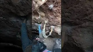 Big Iron On His Hip (V7) | Hueco Tanks Bouldering
