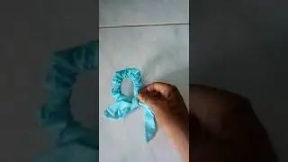 scrunchie headband's and scrunchies diy/Rihab and Raaifa's toy reviewer channel