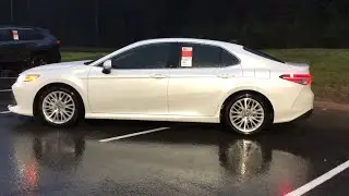 2020 Camry XLE at Night - All Buttons & Controls!