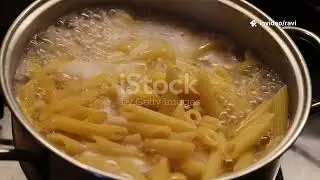 Quick, flavorful Tuna Pasta  #TunaPasta #QuickMeals #Garlic #WeeknightDinner #spaghetti #pastanight