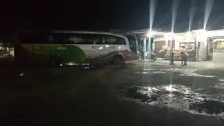 Bus Mania//Bus PO Medan Jaya Makan di RM Bambu Kuning Kandis Riau