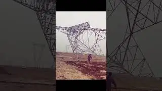 😳 The Tower Fell on Its Own! Man Just Stood Still 😱⚡