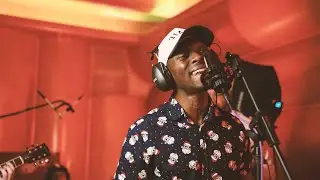 LIVE IN STUDIO - &ldquo;Run Run Rudolph&rdquo; - Covie (and the boys)