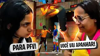 MINHA IRMÃZINHA XINGOU E FARPOU MINHA MÃE NO MEIO DO X1 E EU ENTREI NO MEIO DA BRIGA NO FREE FIRE! 😭