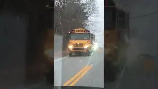 Bus 2967 a 2009 IC CE300 with the Maxxforce DT engine