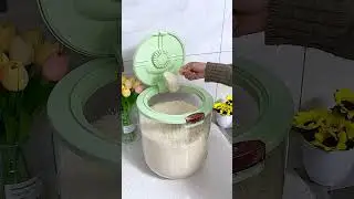 Moisture-proof Rice Bucket Storage Box. #modernkitchen #trending #viralvideo #cooking #kitchencoach