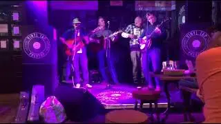 Sam Barrett, David Broad, Frosty & Lews Pugh - Shawee Town #folkmusic #countrymusic #roots 