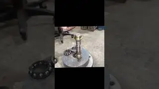 Worm gear bearing adjustment #bearing #gearbox #short