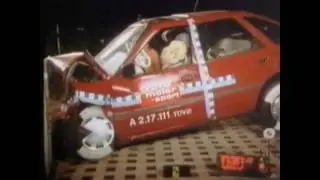 Ford Escort AMS Frontal Impact