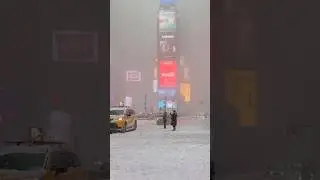 HUGE snow storm in New York City 🔴SUBSCRIBE #snowstorm #blizzard #nyc #livestream #snow #fern