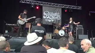 Noa & The Hell Drinkers - Voodoo Woman
