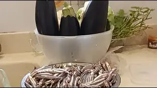 my mansion kitchen crowded today frying veggies salad🥗 🐠 come enjoy watching👀 #salad #fish #shorts