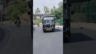 JAI GURU HOLIDAYS Jinn 💚🖤 GANGSTER 🖤❤️#shorts #jaiguruholidays #tourist Bus#zedastra
