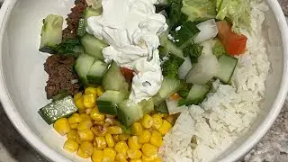 Easy Taco Salad Bowl . Fresh & Delicious