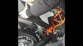 ktm smc r 690 ep9 tekmo muffler and vanasche billet fuel cap