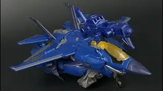 Transformers Prime Arms Micron AM22 Dreadwing (Takara Tomy) + comparison with Hasbro version