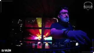House music classic tracks from 1990 - 2000❤. Lets back to the basic groove:-)