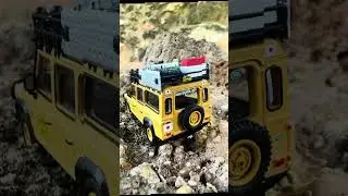 Mini GT Land Rover Defender 110 Camel Trophy 1989 Team Japan