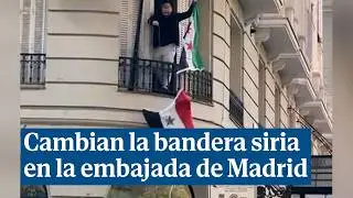 Cambian la bandera siria en la embajada de Madrid tras la caída del régimen de Bashar al Asad
