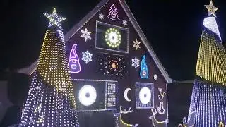 Just a teaser of the epic grove christmas lights show at Newton flotman 