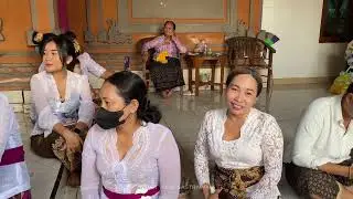 Prosesi Piodalan Ring Merajan Alit 
