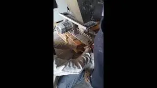 Volumetric screw feeder