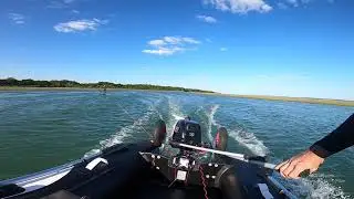 Suzuki 6hp 4 stroke Hydrofoil tow.
