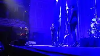 LIGHTHOUSE FAMILY NEWCASTLE CITY HALL 21.2.20  (THE STREETLIGHTS AND THE RAIN)
