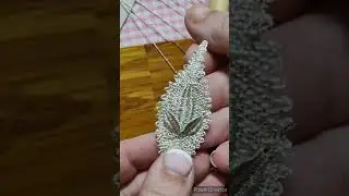 Acabando la hoja#artesania #hechoamano #moda #ondasdomar #camariñas #novia