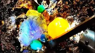 digging crystals hunt || finding againt crystal Hunt #gemhunter #treasure #crystal
