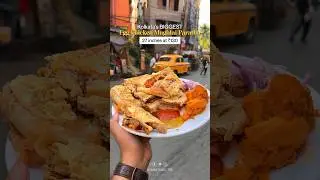 Kolkata's Biggest Egg Chicken Mughlai Paratha 😍😋 #youtubeshorts #mughlaiparatha #streetfood