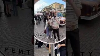 The Fenty Beauty Cafe drove into Covent Garden 🚐 #fenty #fentybeauty