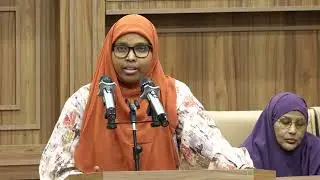 Senator Samsam oo Guddoomiye Maxamud Macalin su'aalo ka weydiisay xaaladda abaareed ee dalka ka jira