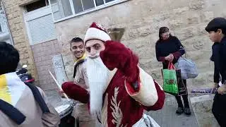 05. Рождественское праздничное шествие по восточной части Хайфы. Жюльян - Дед Мороз . 20.12.2025