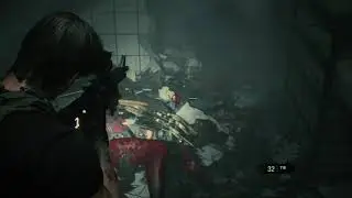 RE3 | Fernanfloo en RE3? | Carlos hace broma en comisaria