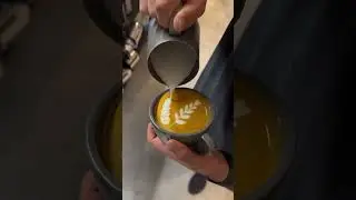 How to make latte art 2024 [ Barista ] 🌿🦢#shorts #coffee #status #latte #barista #love #like