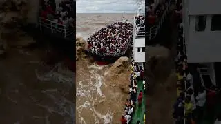 ⚠ Overloaded Ferry Faces Giant Waves &ndash; Disaster Inches Away! 😱🌊