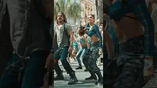 Hitting the floor with this energy🙌 | #JhoomeJoPathaan | #Pathaan | #ShahRukhKhan | #DeepikaPadukone